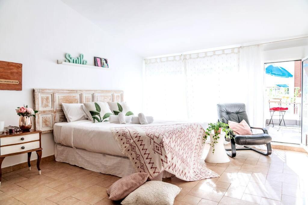 Flat For Groups 8 People In Gran Via-Cgrac4 Apartment Madrid Exterior photo