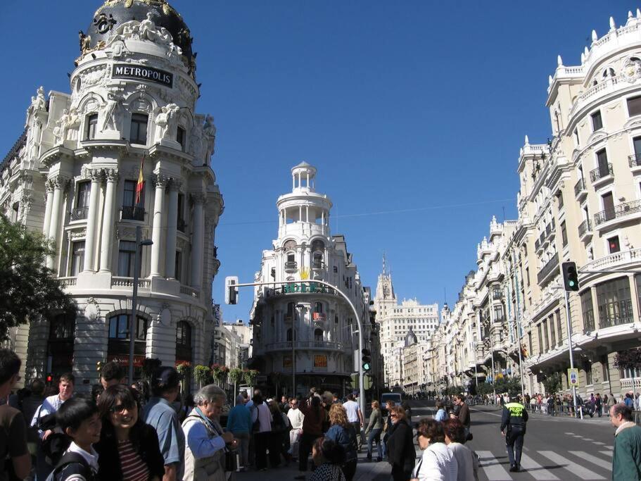 Flat For Groups 8 People In Gran Via-Cgrac4 Apartment Madrid Exterior photo
